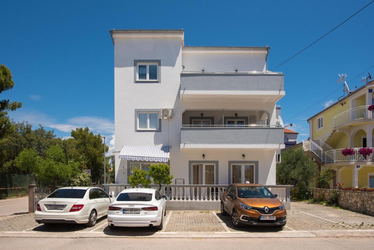 וודיצה Apartments Lovric מראה חיצוני תמונה