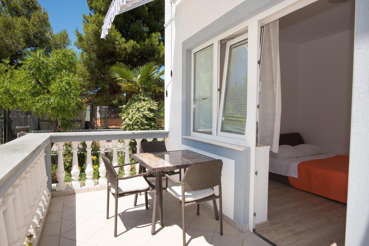 וודיצה Apartments Lovric מראה חיצוני תמונה