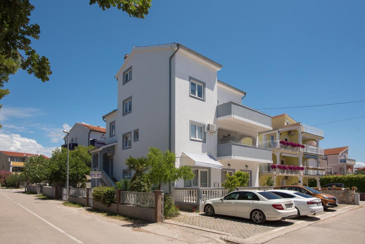 וודיצה Apartments Lovric מראה חיצוני תמונה