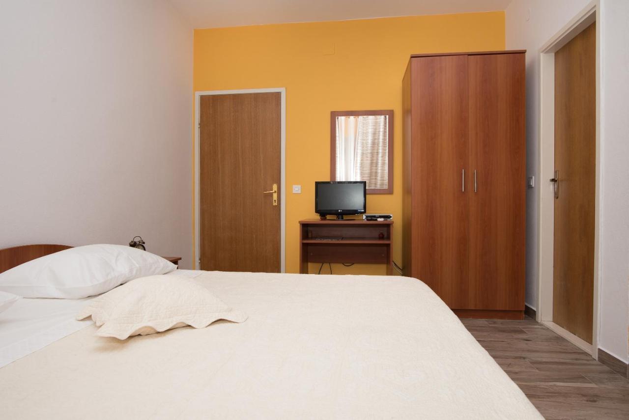 וודיצה Apartments Lovric מראה חיצוני תמונה