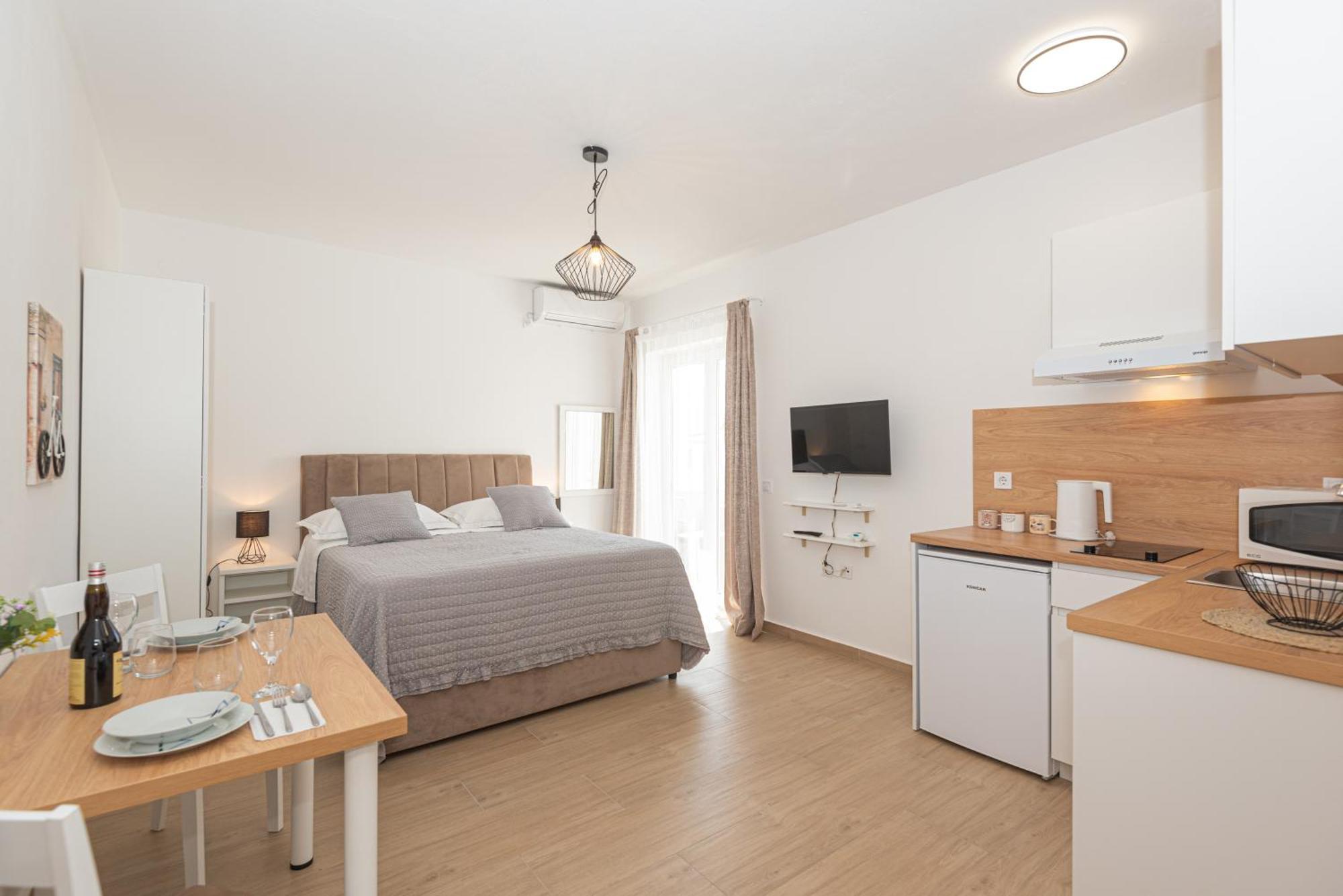 וודיצה Apartments Lovric מראה חיצוני תמונה