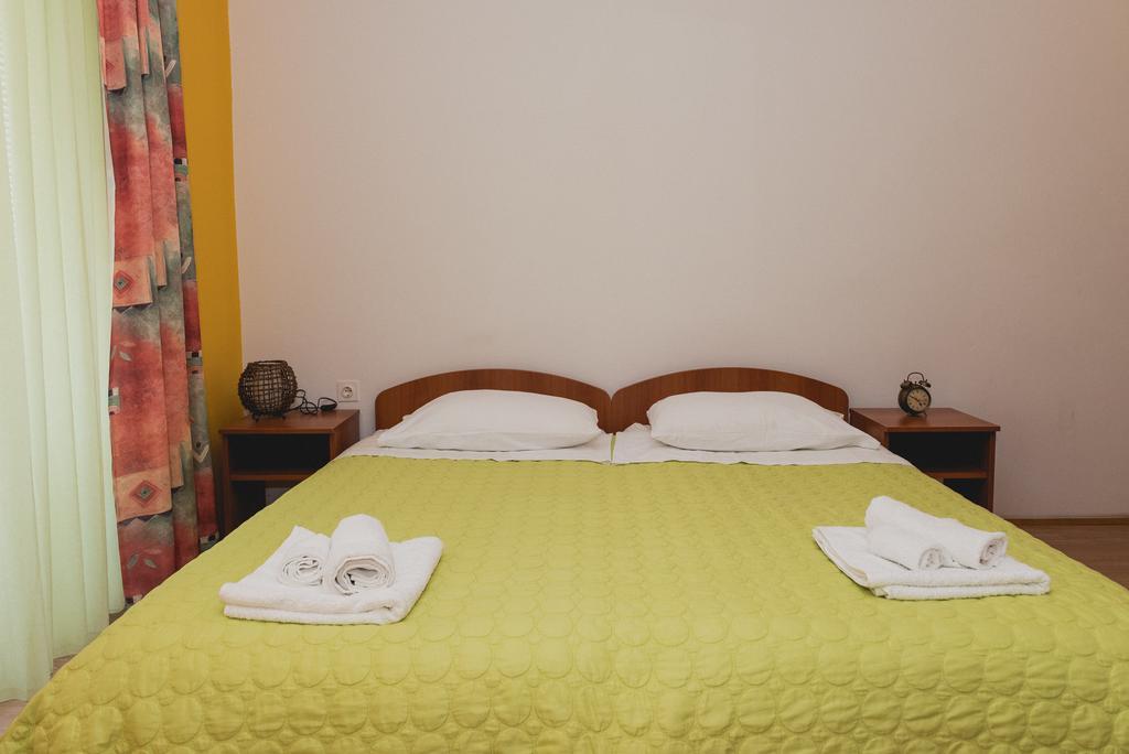 וודיצה Apartments Lovric מראה חיצוני תמונה